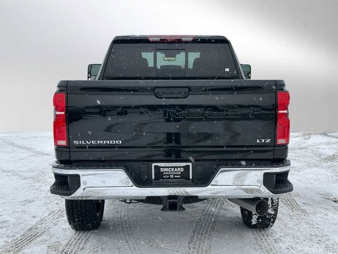 New 2026 Chevrolet Silverado 2500 LTZ w/ LTZ Premium Package AWD/4WD image 4