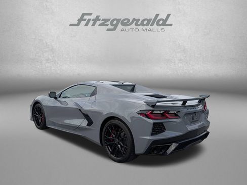 Used 2025 Chevrolet Corvette Stingray Convertible w/ Z51 Performance Package RWD image 10