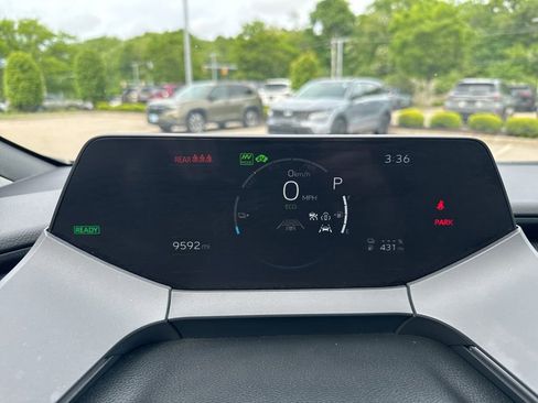 Used 2024 Toyota Prius Prime FWD image 19