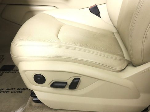 Used 2018 Audi Q7 3.0T Prestige w/ Prestige Package AWD/4WD image 29