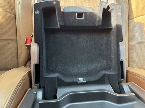 Used 2022 RAM 3500 Limited image 37