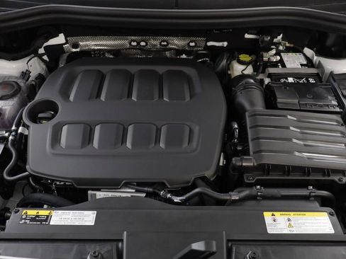 New 2026 Volkswagen Tiguan SE image 23