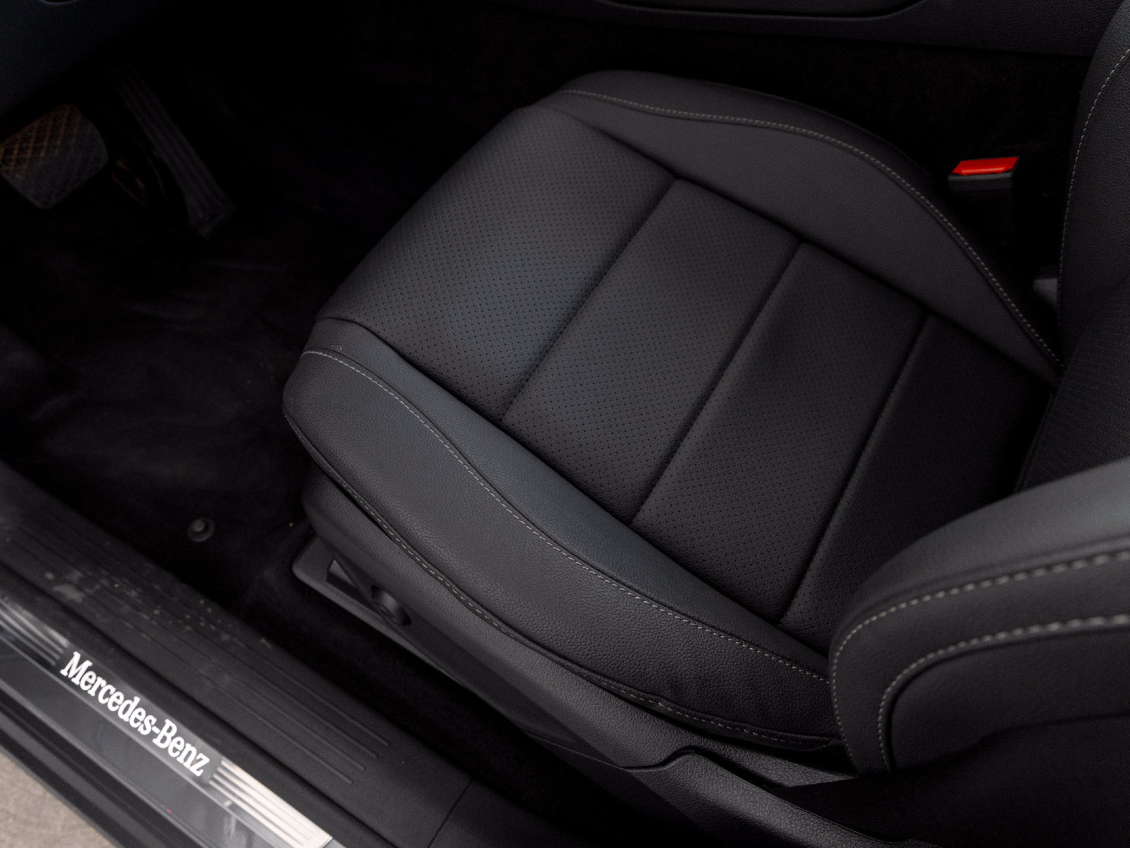Certified 2026 Mercedes-Benz GLE 350 4MATIC image 12