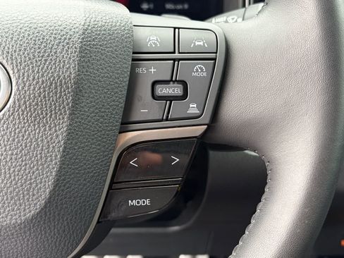 Used 2025 Toyota Camry XSE FWD image 18