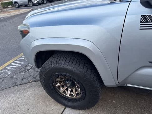 Used 2023 Toyota Tacoma SR5 image 5