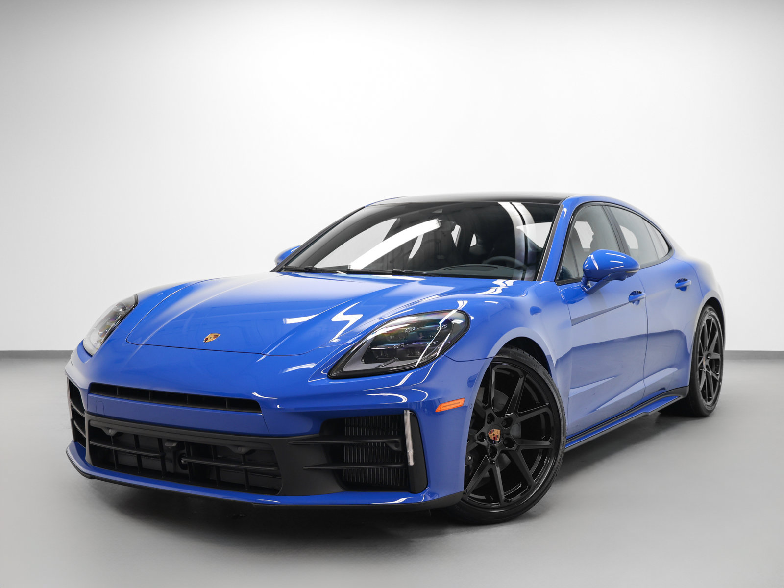 Certified 2026 Porsche Panamera 4 AWD/4WD image 1