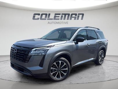 New 2026 Nissan Pathfinder Platinum w/ Cargo Package