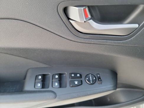 Certified 2020 Hyundai Accent SE image 11