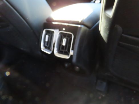 Used 2023 Kia Sorento SX image 14