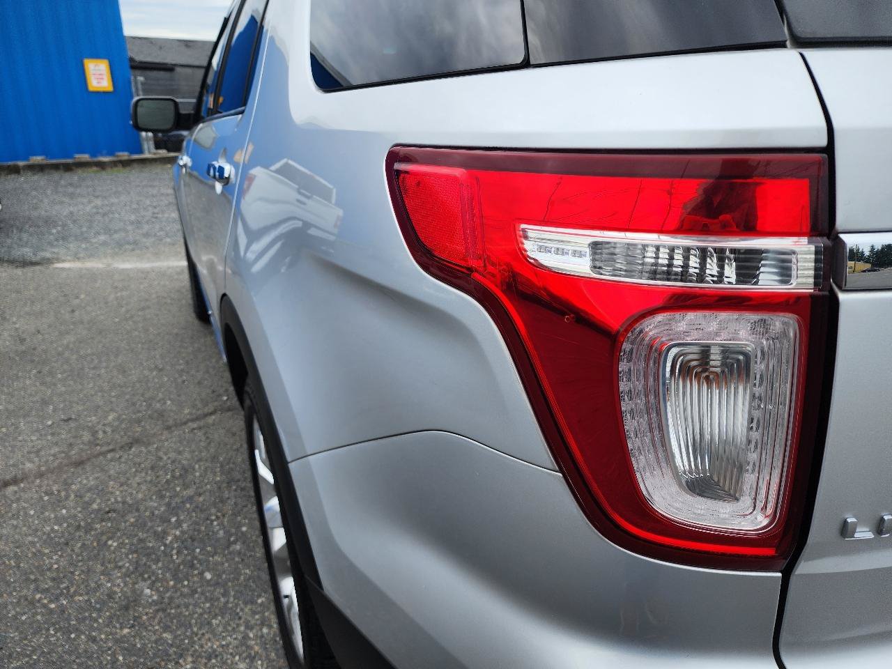 Used 2011 Ford Explorer Limited w/ 302A Rapid Spec Order Code FWD image 36