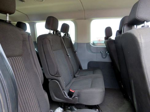 Used 2017 Ford Transit 350 XLT image 38