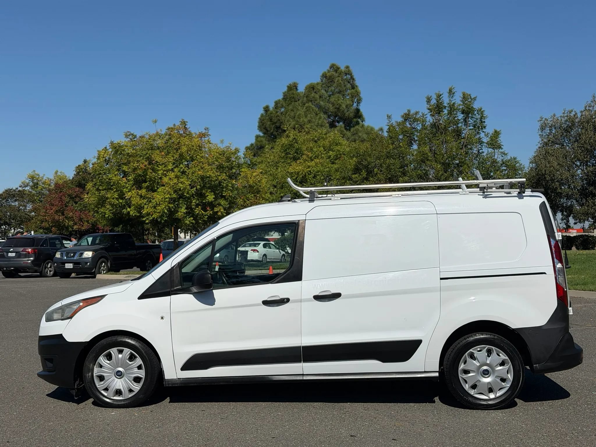 Used 2019 Ford Transit Connect XL FWD image 2