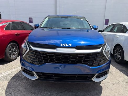 Certified 2024 Kia Sportage EX FWD image 5