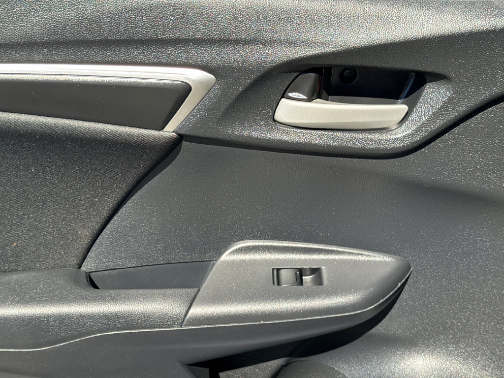 Used 2015 Honda Fit LX image 16