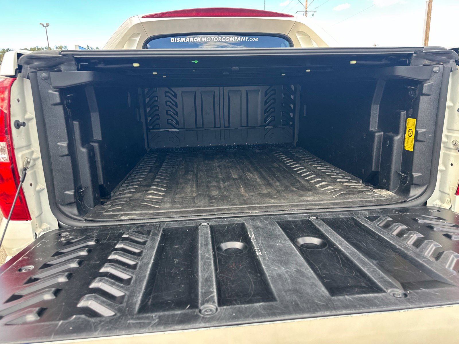 Used 2013 Chevrolet Avalanche LTZ AWD/4WD image 33