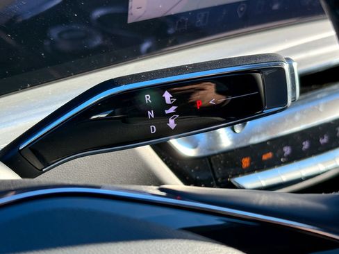 New 2026 Cadillac Lyriq Luxury image 27