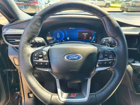 Used 2023 Ford Explorer ST w/ Equipment Group 401A AWD/4WD image 15