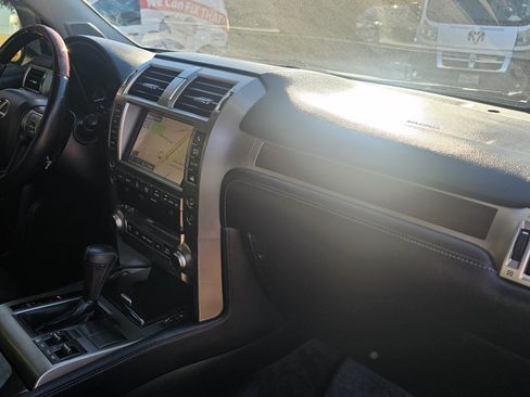 Used 2014 Lexus GX 460 w/ Premium Package AWD/4WD image 32