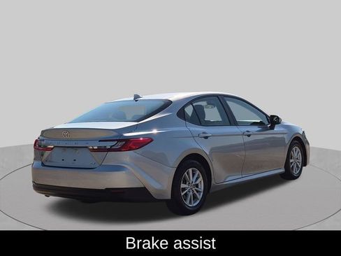 Used 2025 Toyota Camry LE FWD image 6