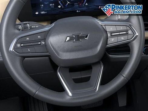 New 2025 Chevrolet Equinox ACTIV w/ Safety and Technology Package AWD/4WD image 19