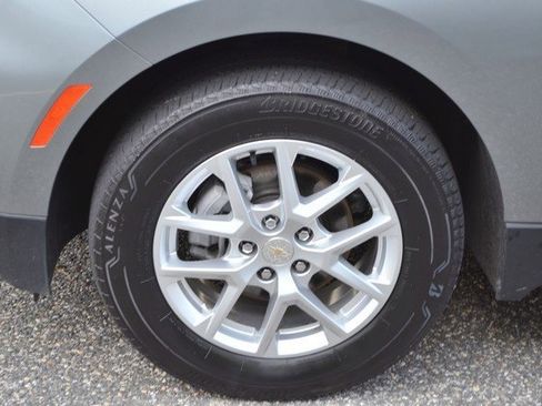 Used 2024 Chevrolet Equinox LT image 13