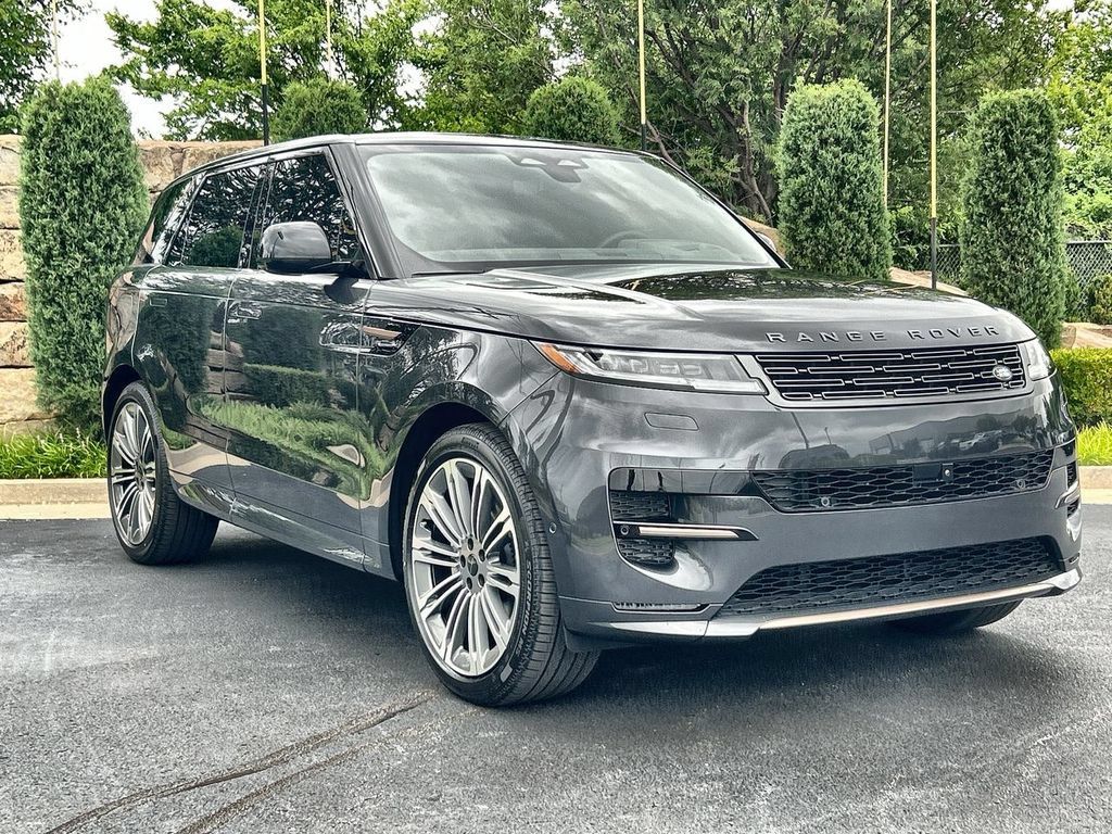 New 2026 Land Rover Range Rover Sport Dynamic SE AWD/4WD image 7