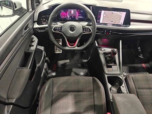 Used 2022 Volkswagen GTI SE FWD image 4