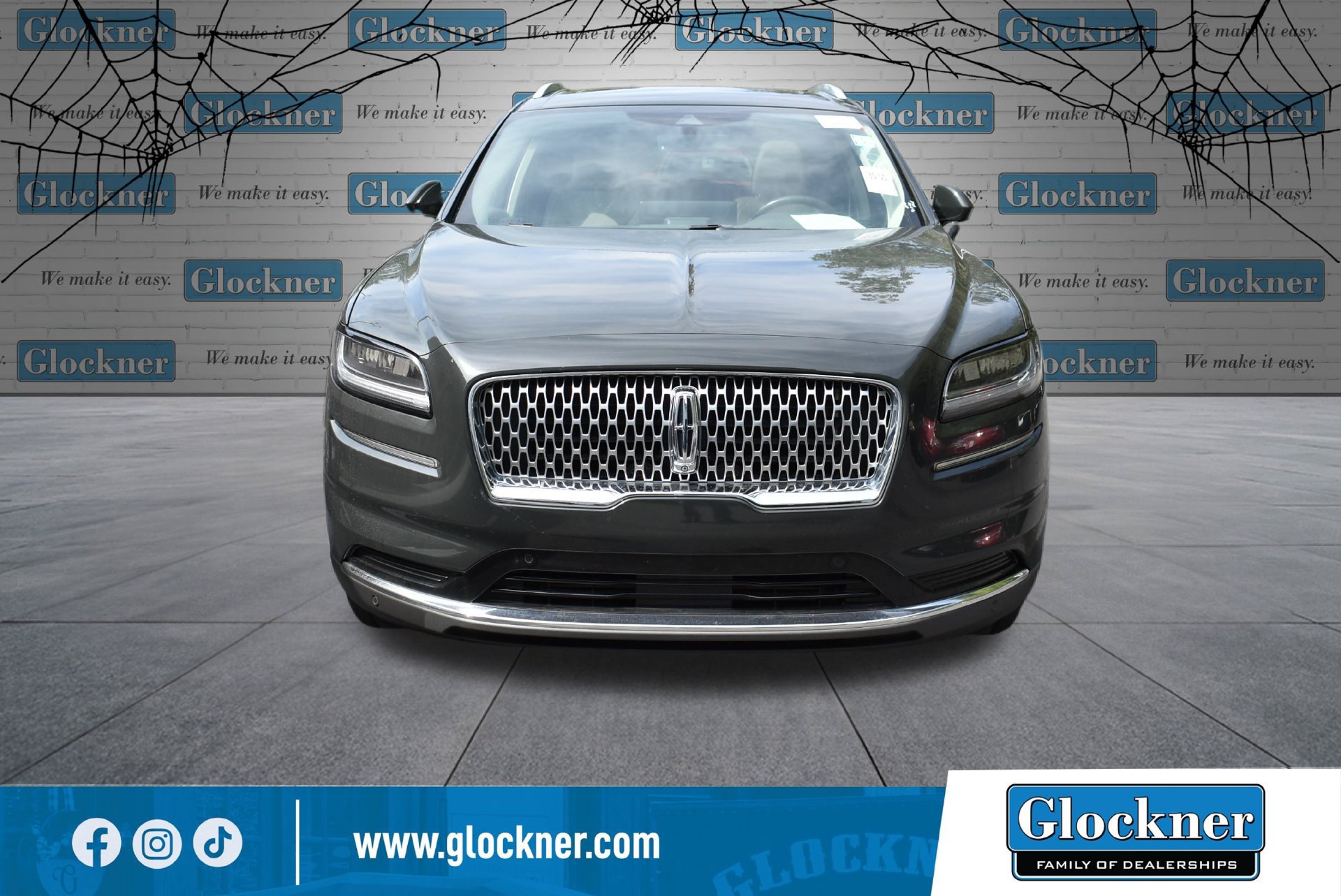 Used 2022 Lincoln Nautilus Reserve w/ Equipment Group 201A AWD/4WD image 2