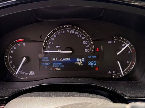 Used 2019 Cadillac XT5 Luxury AWD/4WD image 6
