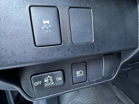 Used 2021 Toyota Tacoma SR AWD/4WD image 23
