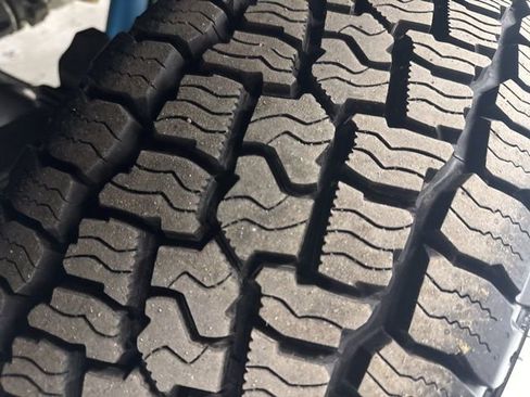 Used 2018 Chevrolet Colorado ZR2 w/ ZR2 Midnight Special Edition image 36