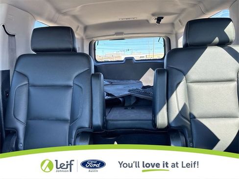 Used 2020 Chevrolet Suburban Premier image 30