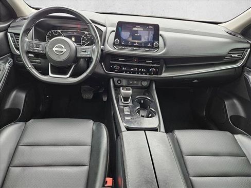 Certified 2024 Nissan Rogue SV w/ SV Premium Package image 17