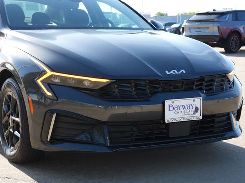 Used 2025 Kia K5 LXS image 28