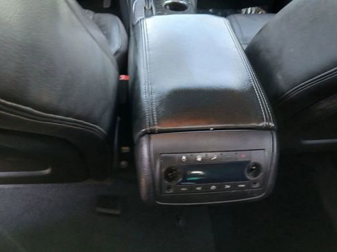 Used 2013 Buick Enclave Premium image 21
