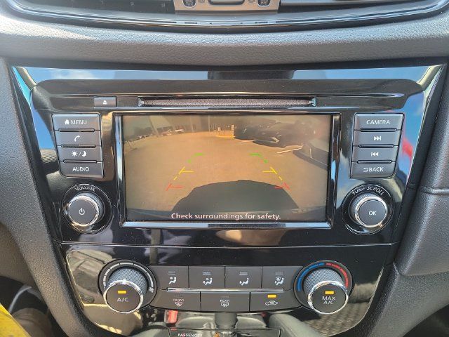 Used 2019 Nissan Rogue S w/ Special Edition Package FWD image 27