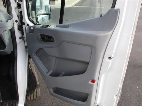 Used 2019 Ford Transit 250 148 High Roof Extended image 9