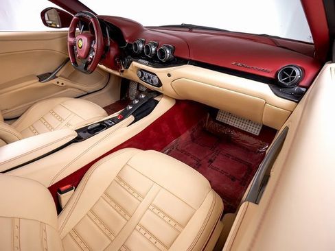 Used 2016 Ferrari F12 Berlinetta image 54