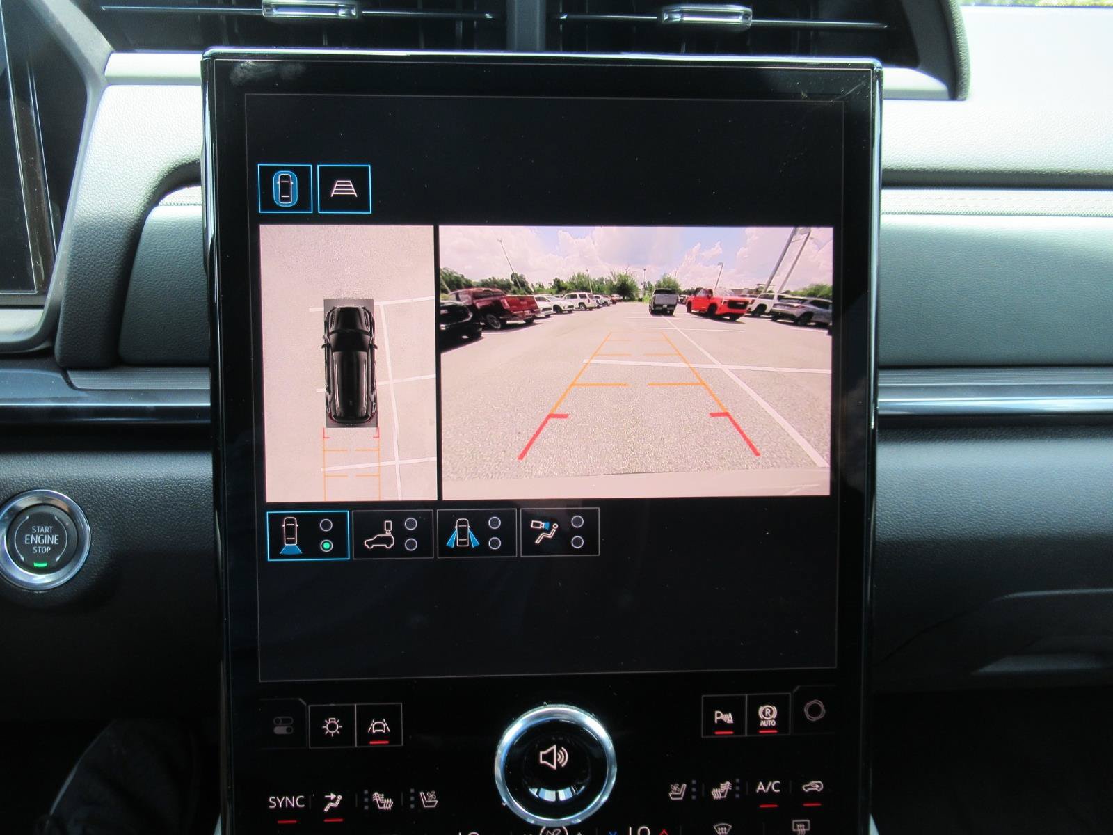 New 2027 GMC Terrain AT4 w/ Convenience Package III AWD/4WD image 29