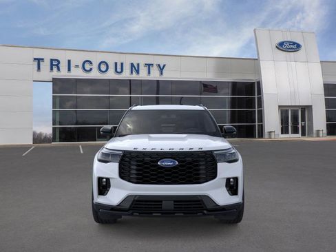 New 2026 Ford Explorer ST-Line w/ ST-Line Street Pack image 6