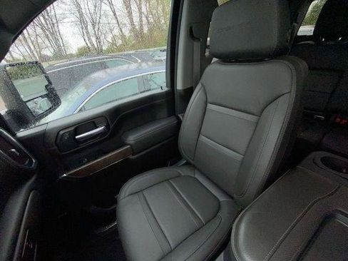 Used 2021 GMC Sierra 3500 Denali w/ Denali Ultimate Package AWD/4WD image 8