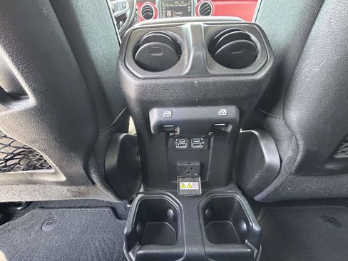 Used 2020 Jeep Gladiator Rubicon AWD/4WD image 15