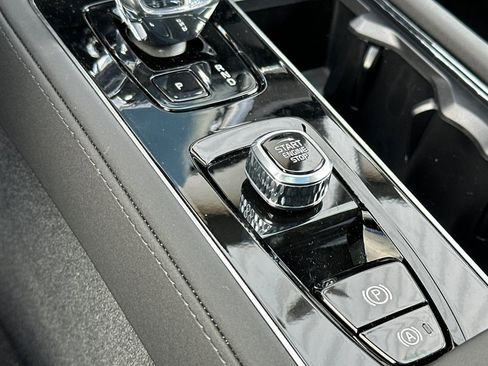 New 2026 Volvo XC90 B6 Ultra w/ Protection Package AWD/4WD image 22