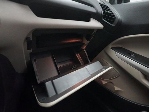 Used 2020 Ford EcoSport S AWD/4WD image 28