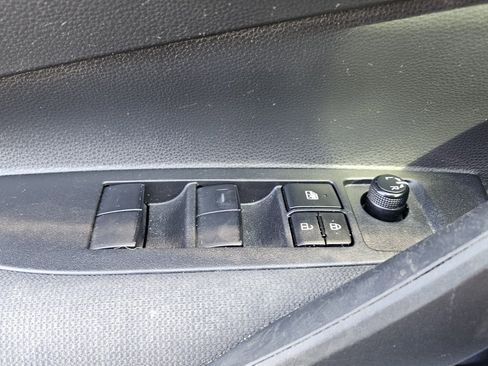 Certified 2023 Toyota Corolla LE image 12