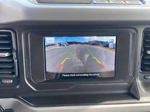 Used 2022 Ford Bronco Big Bend image 20