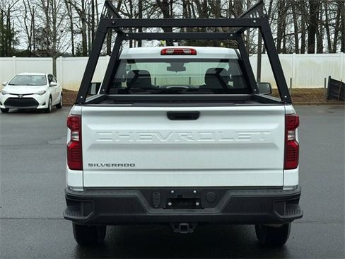 Used 2024 Chevrolet Silverado 1500 W/T w/ Trailering Package image 5