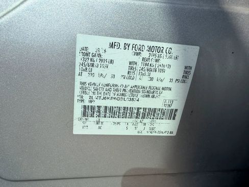 Used 2016 Lincoln MKX Select w/ Select Plus Package FWD image 2