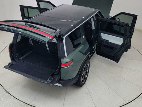 Used 2024 Rivian R1S Adventure image 88