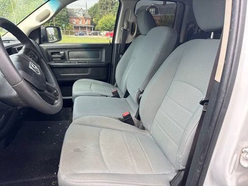 Used 2018 RAM 1500 Express w/ Express Value Package AWD/4WD image 11